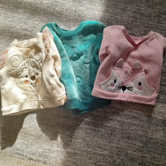 Assorted Baby Clothing Bundle - Picture 8 of 11